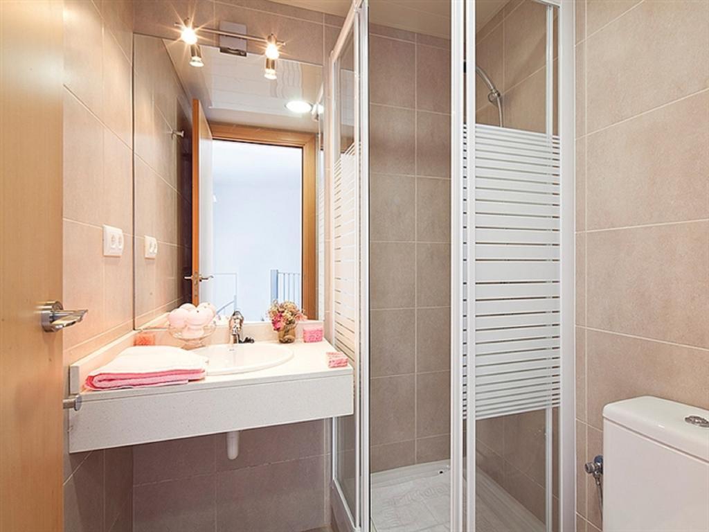 Charmsuites Nou Rambla Apartment *