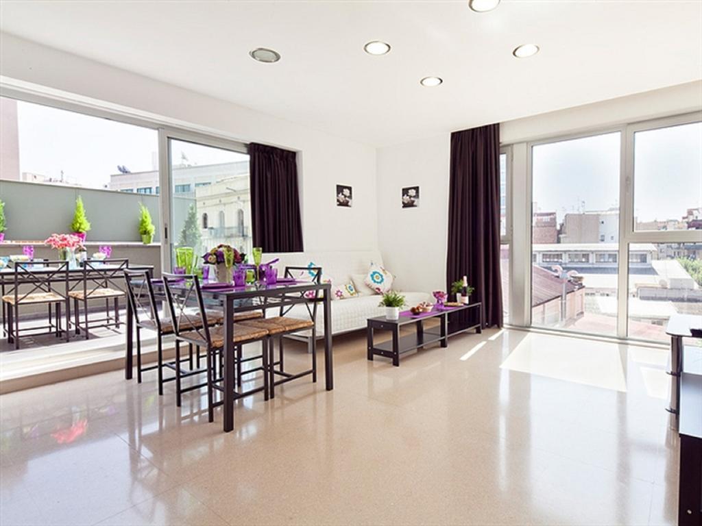 Charmsuites Nou Rambla * Barcelona