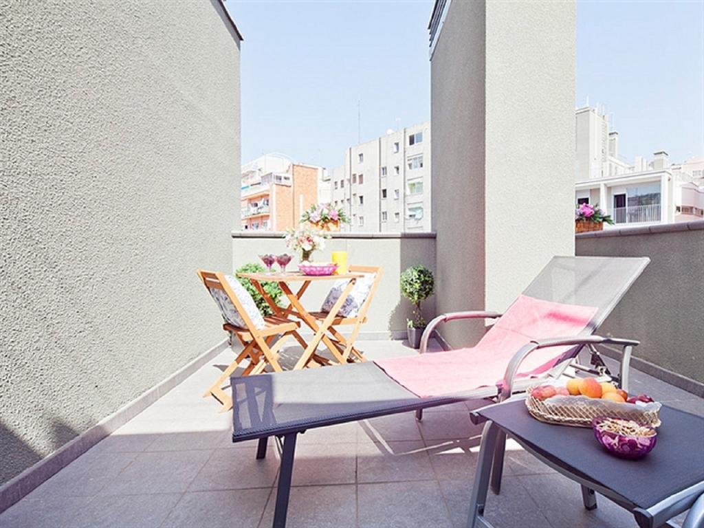 Charmsuites Nou Rambla Apartment Barcelona