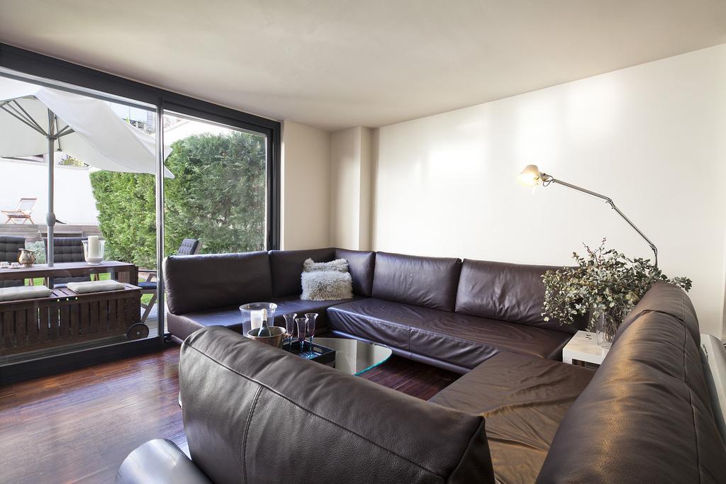 - Private Pool And Garden Center Barcelona