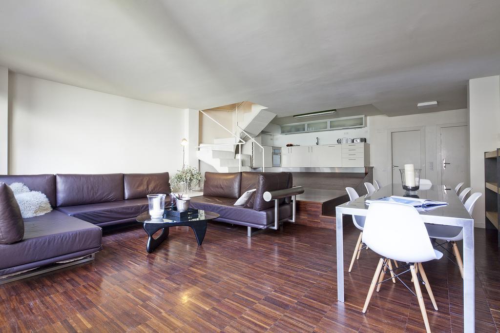 - Private Pool And Garden Center Apartamento