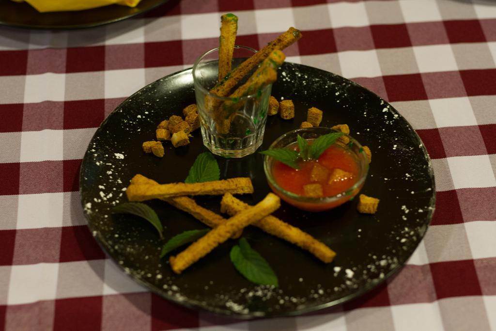 Guest house La Fonda Llobera Barcelona