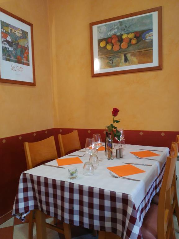 La Fonda Llobera Guest house Barcelona