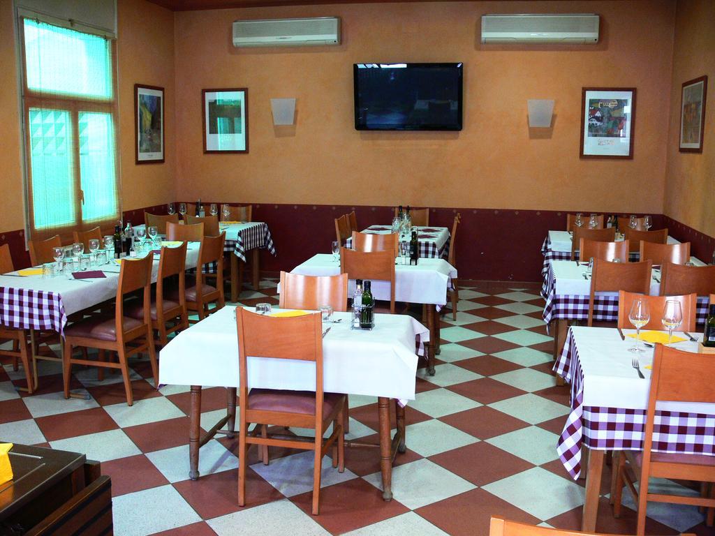 La Fonda Llobera Guest house
