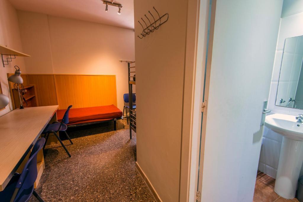 Hostel Residencia Sants