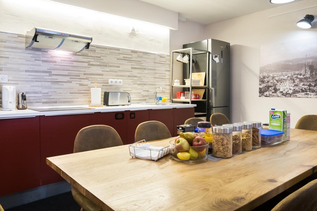 Barcelona&you Sagrada Familia Hostal *