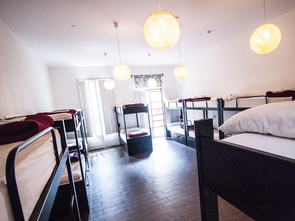 360 Borne Hostal *
