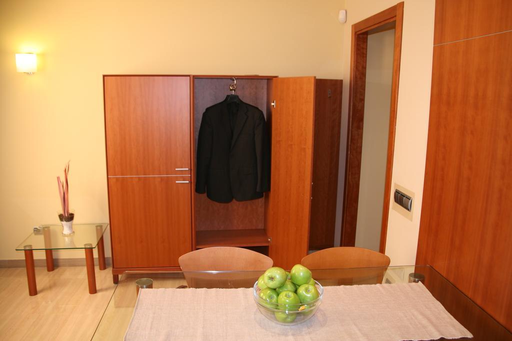 Arago565 2*