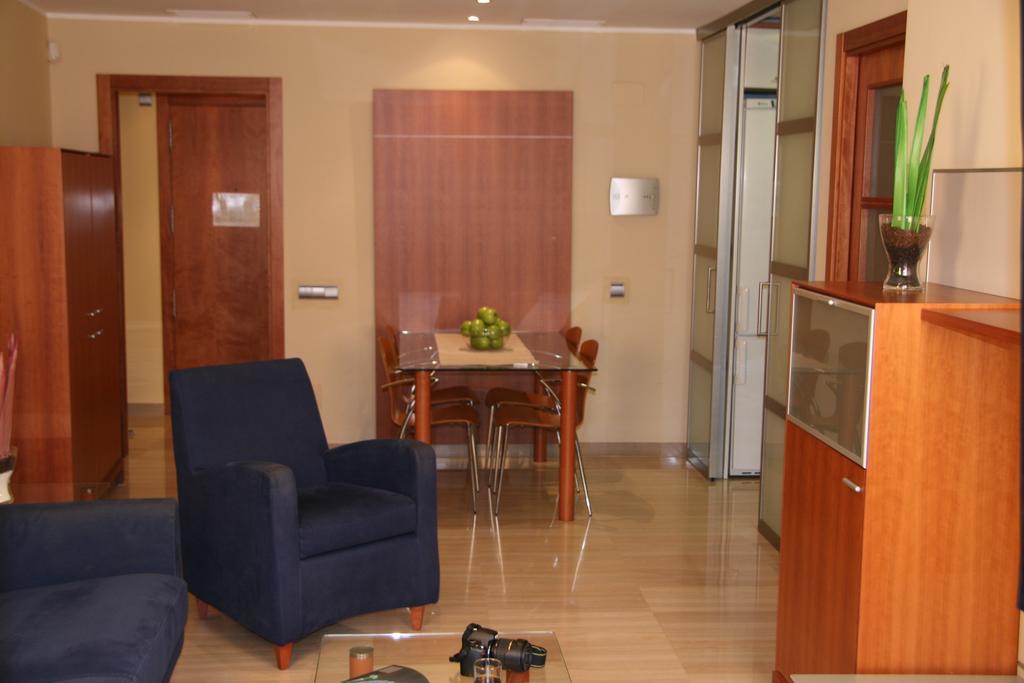 Aparthotel Arago565 2*