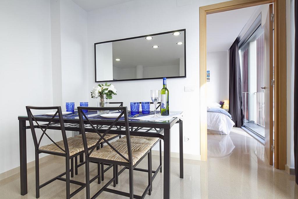 Charmsuites Nou Rambla Apartment
