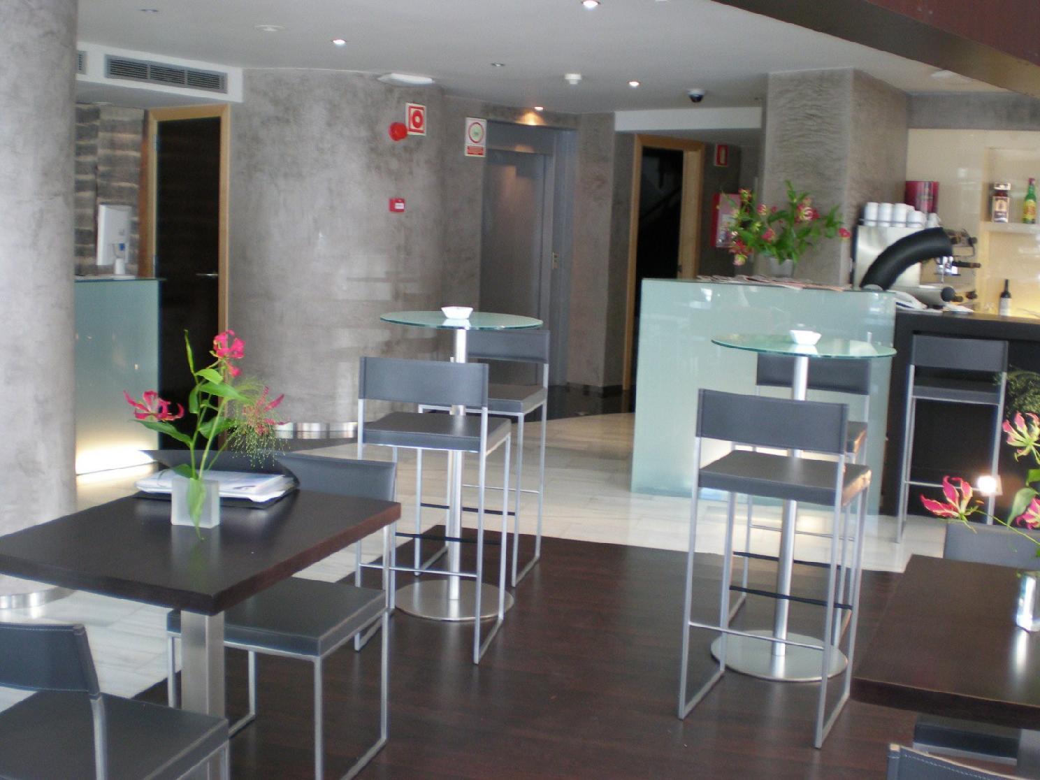 Madanis Hotel