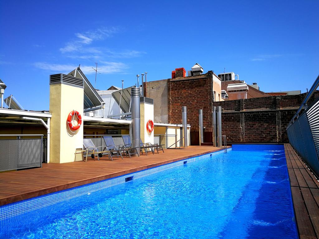 Pool Center