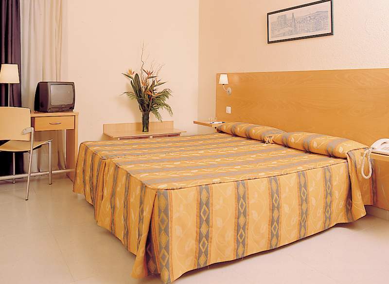 Bcn Urbaness Del Comte Hotel 2*