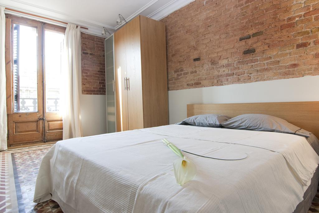 Fuster By Aspasios Barcelona