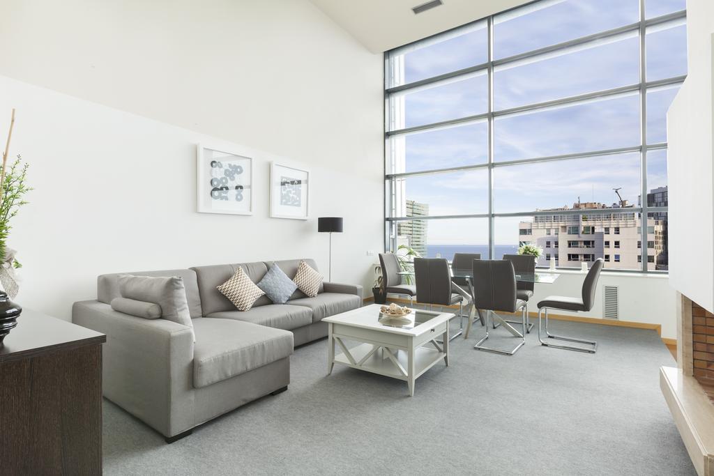 Rent Beach-diagonal Mar *