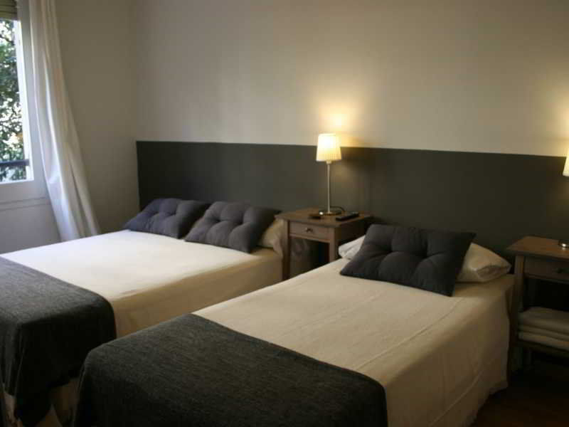 Hostal El Ninot *