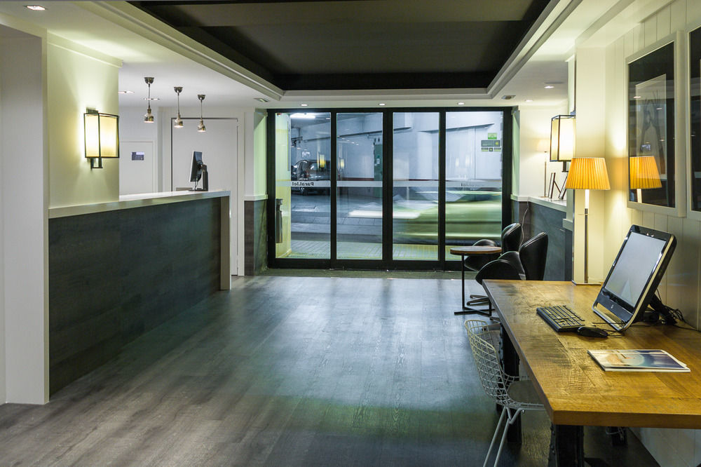 Paral-lel Hotel