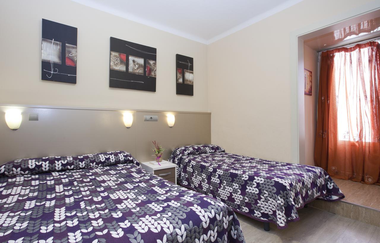 Pensión Hostal Barcelona 2*