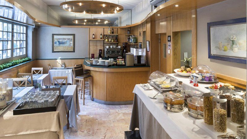 Hotel Catalonia Castellnou 3*