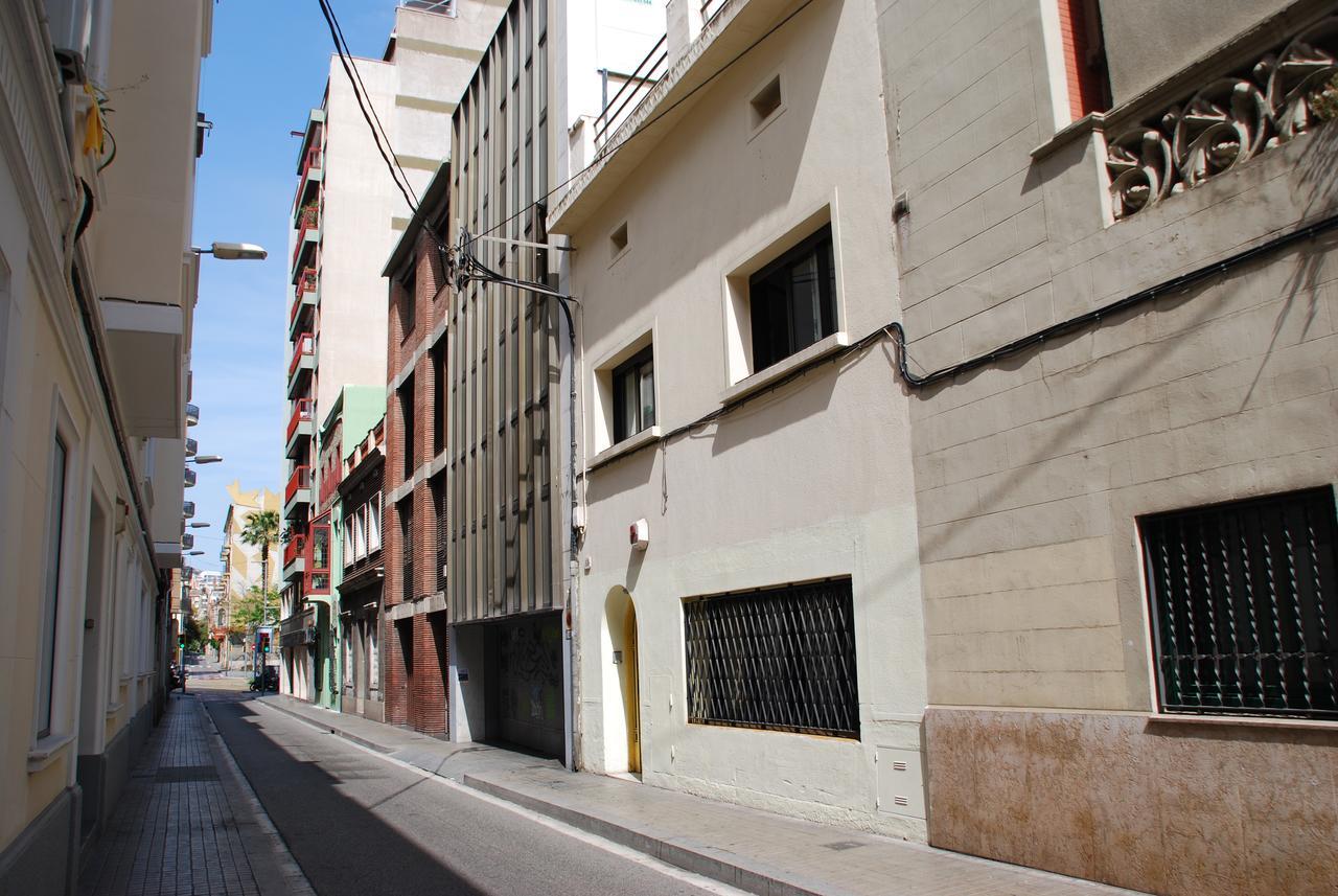 Casita Amarilla Barcelona