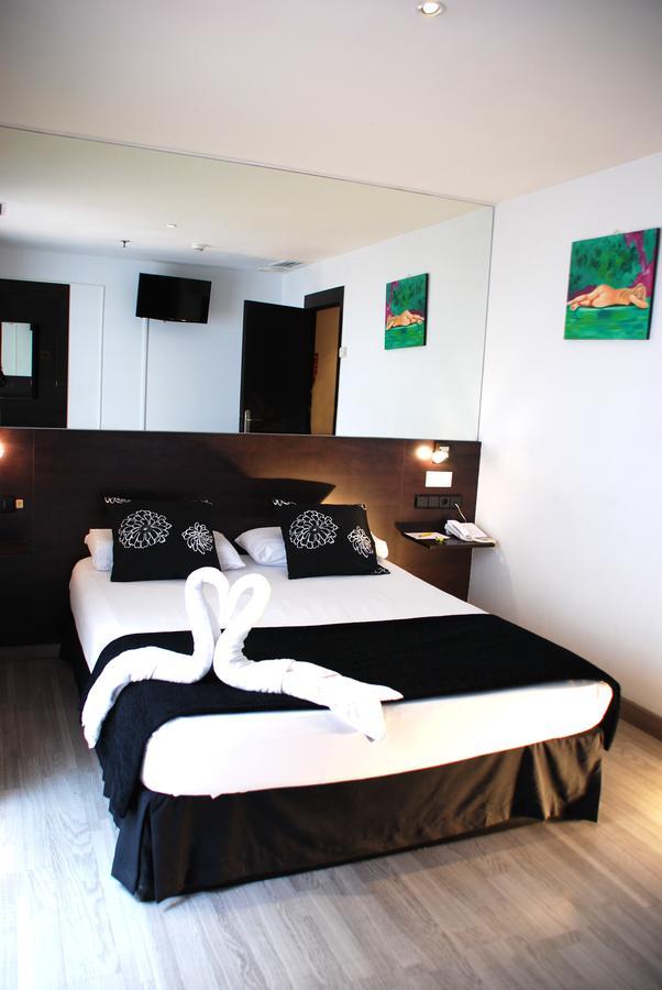 Casita Amarilla 3*