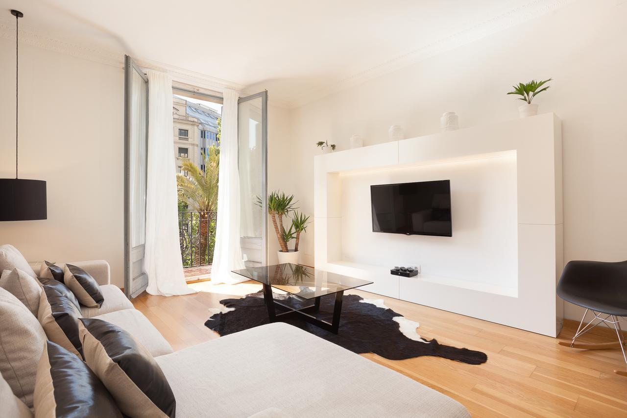 Rent Avenida Diagonal Apartamento *