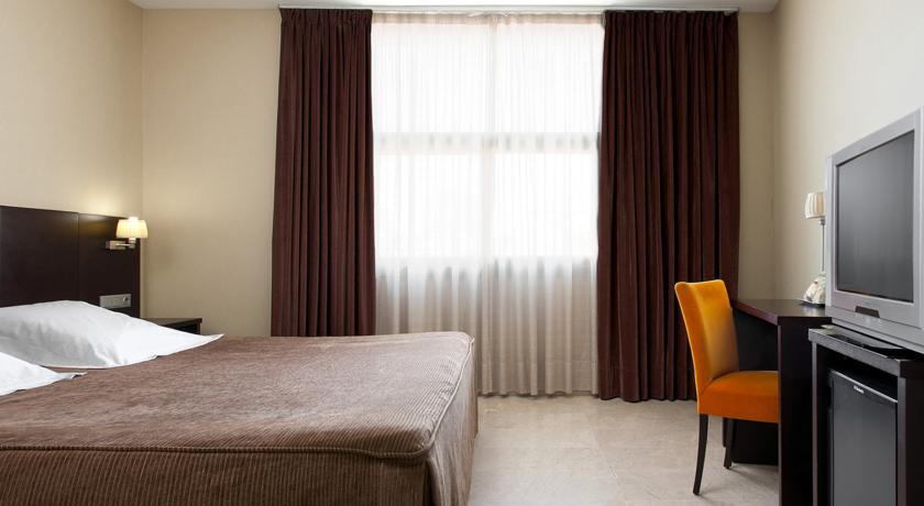 Serhs Del Port 3* Barcelona