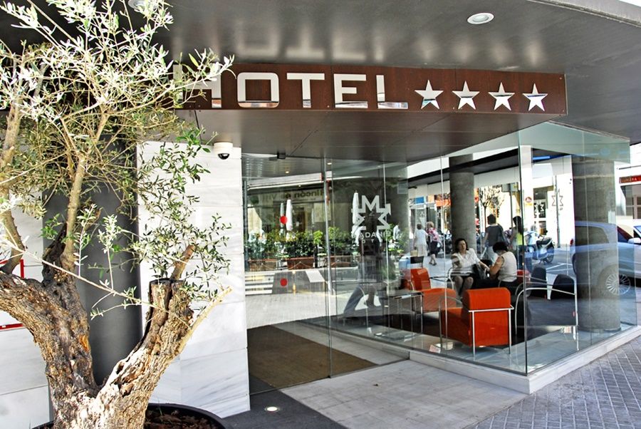 Madanis Hotel 4*