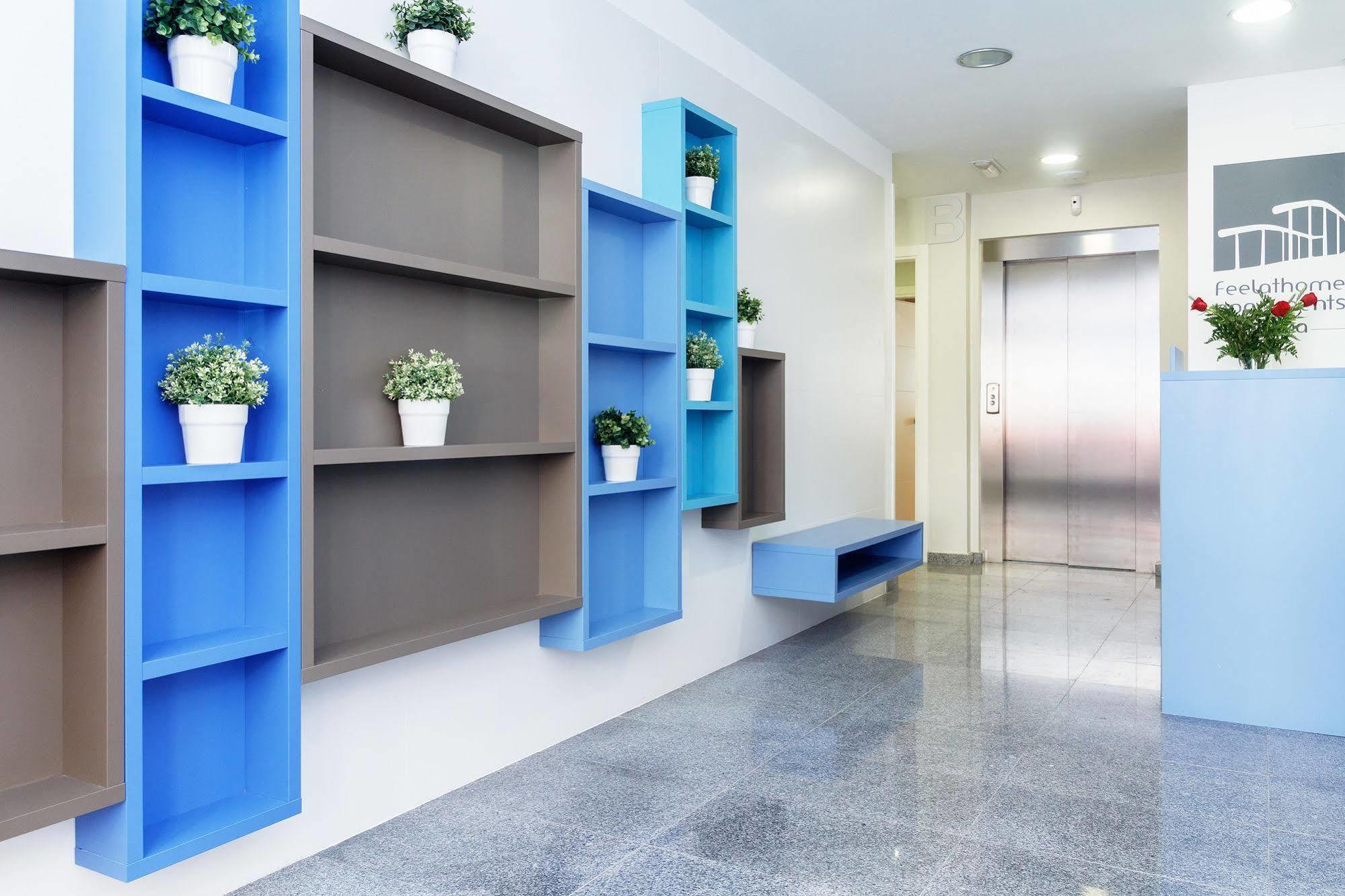 Feelathome Plaza Apartamento