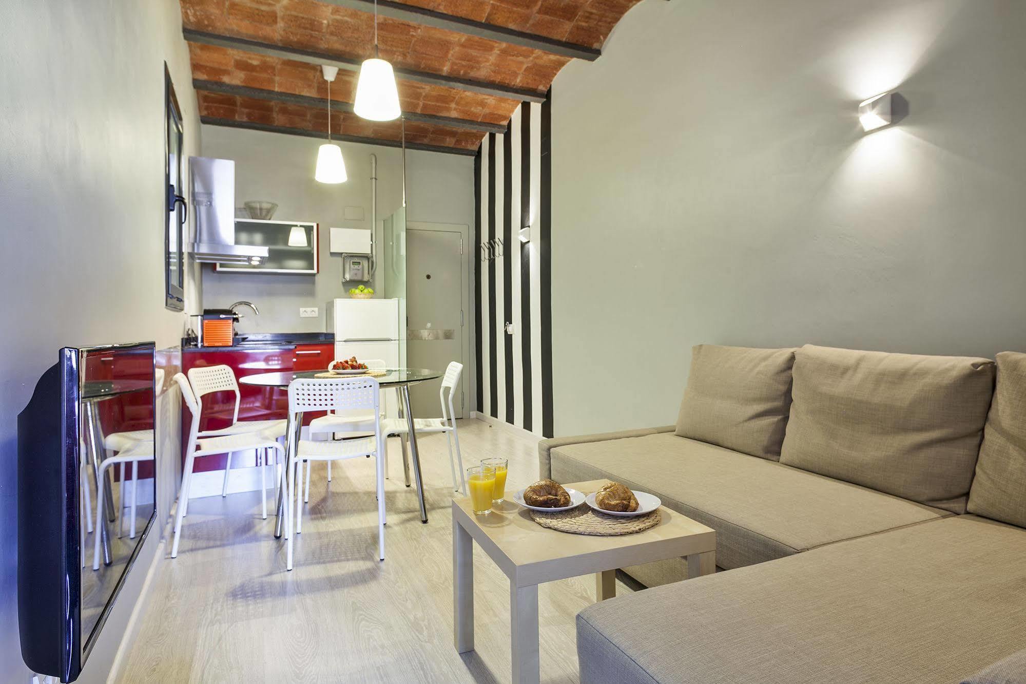 Apartamento Fira By Gaiarooms *