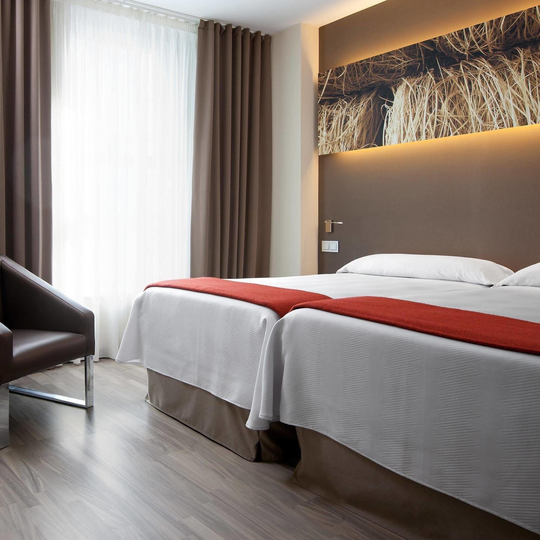 Nh Diagonal Center Hotel