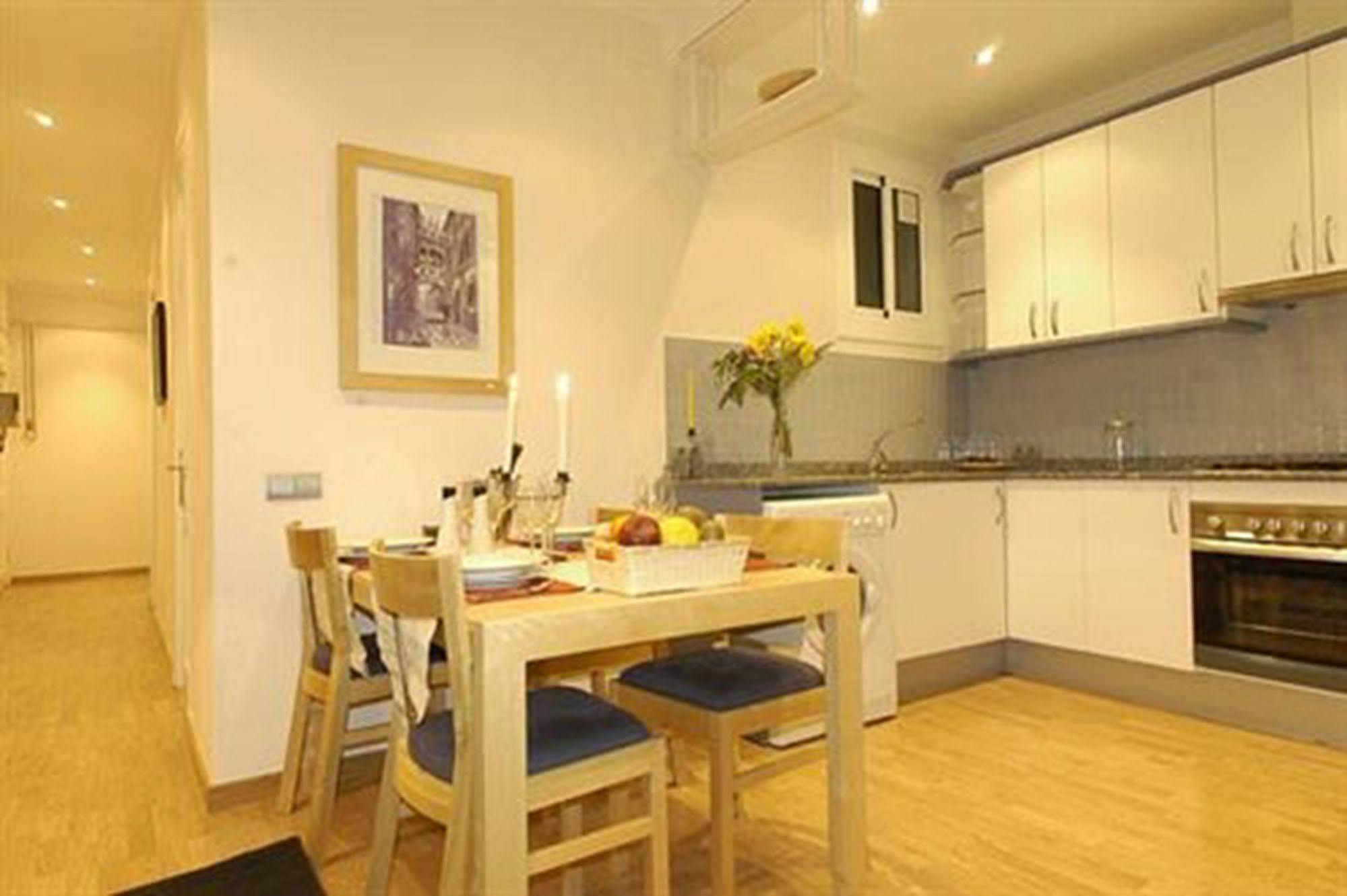 Sagrada266 By Chicstays Apartment *