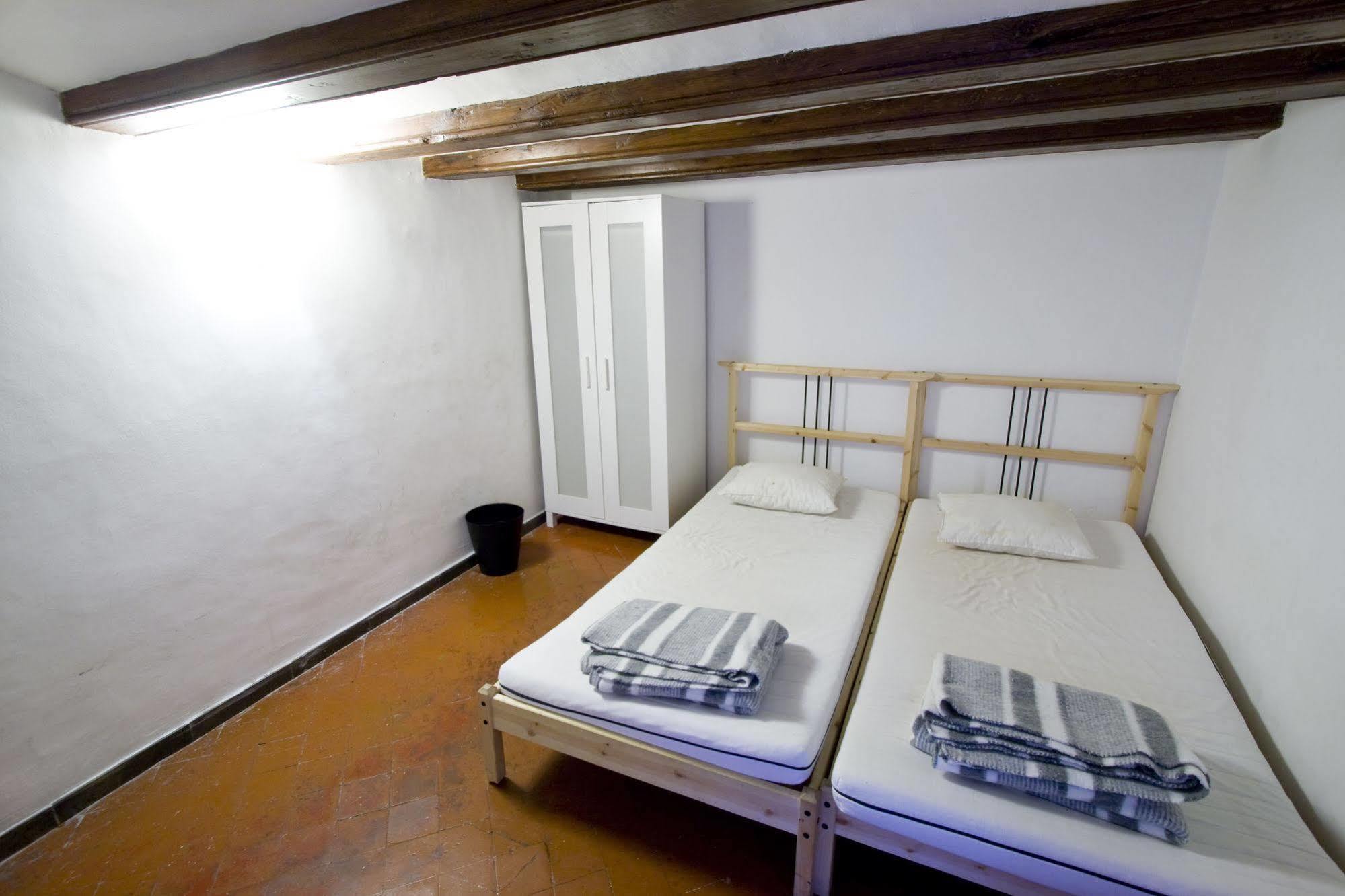 Hotel Serenity Gotic 2*