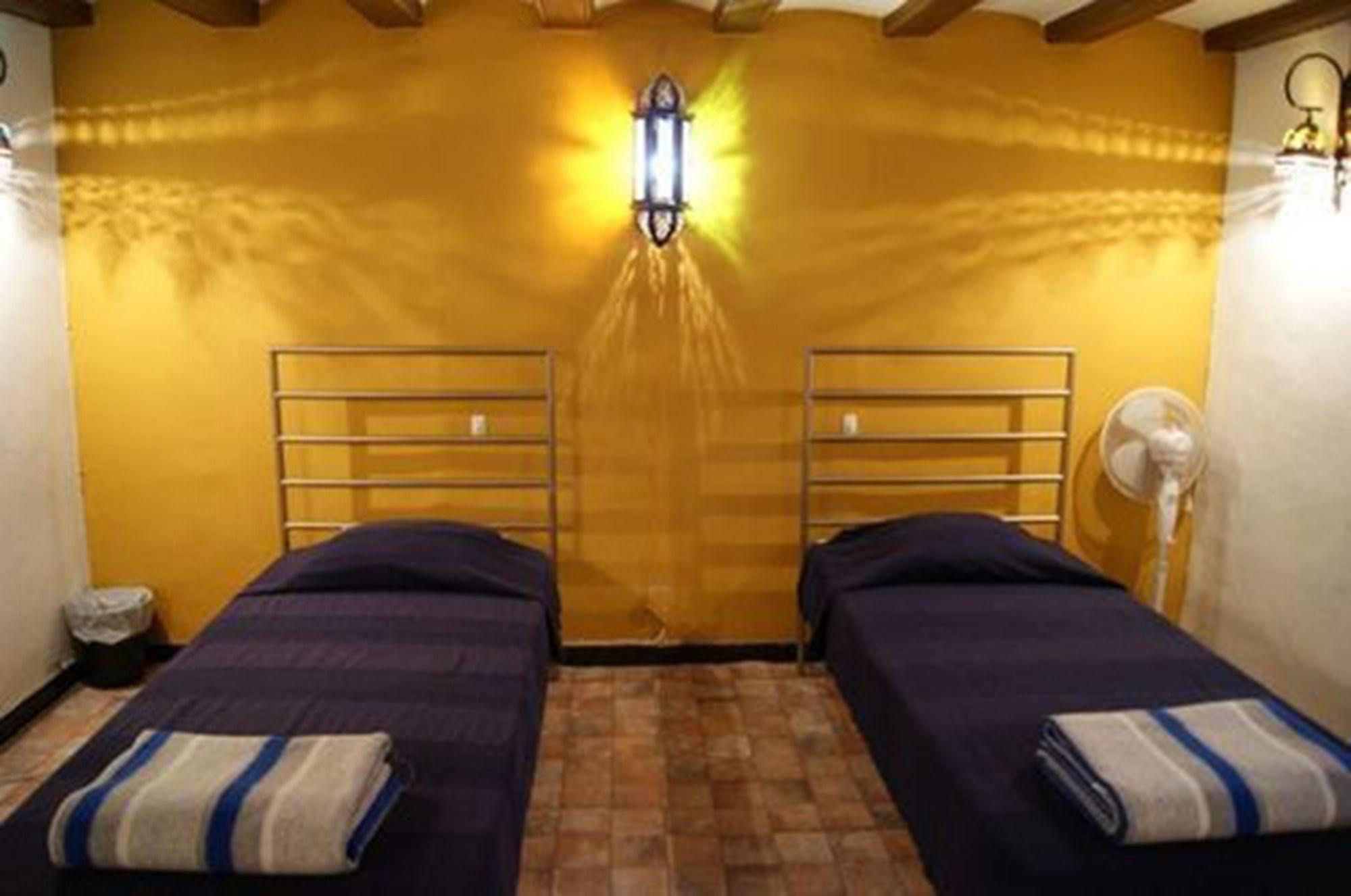 Serenity Gotic 2*