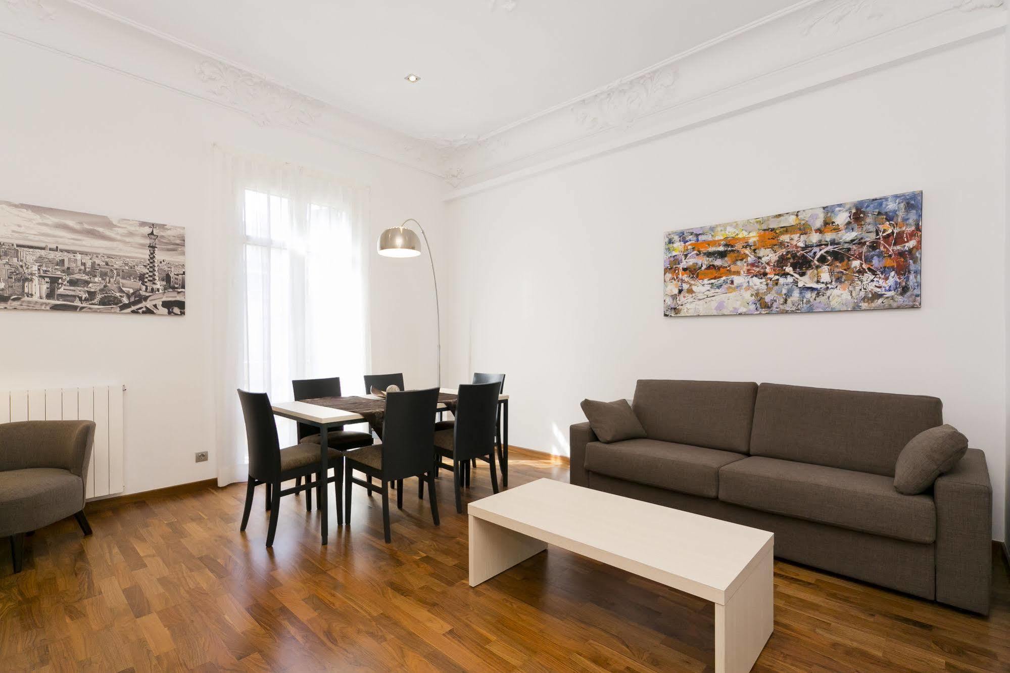 Aspasios Rambla Catalunya Apartamento *