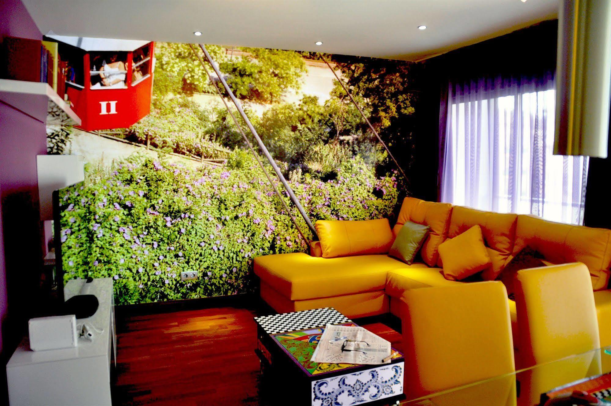 Apartahotel Castro Exclusive Residences Sagrada Familia 5*