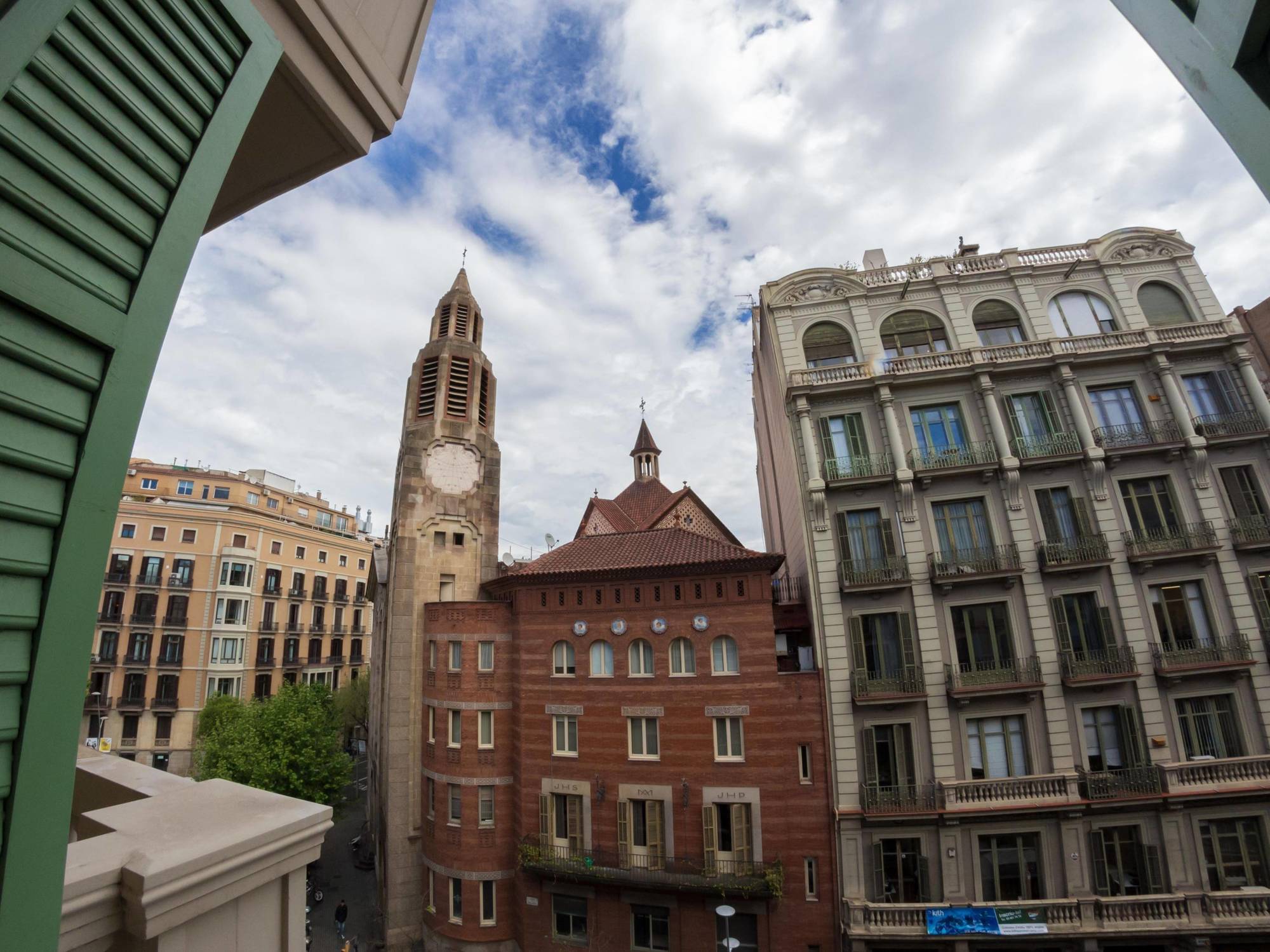 Sant Jordi Rock Palace *