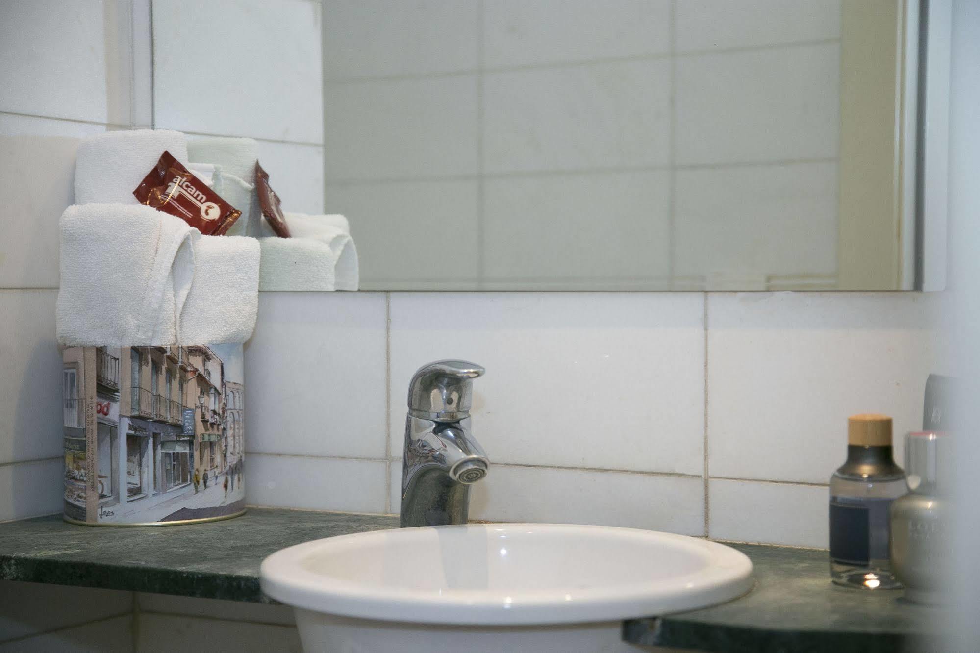 Apartamento Alcam Paseo De Gracia Barcelona