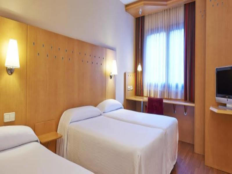 Catalonia La Maquinista Hotel 4*