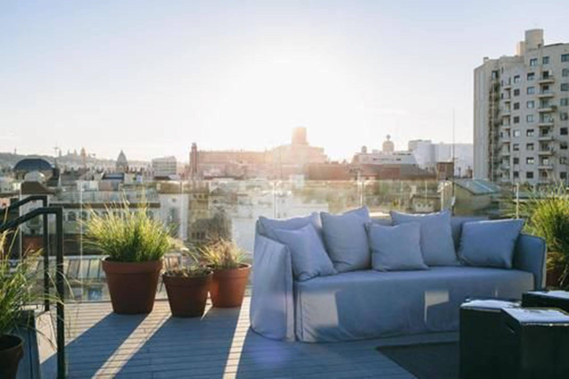 Hotel Yurbban Trafalgar 3*