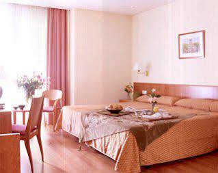 Atiram 4*