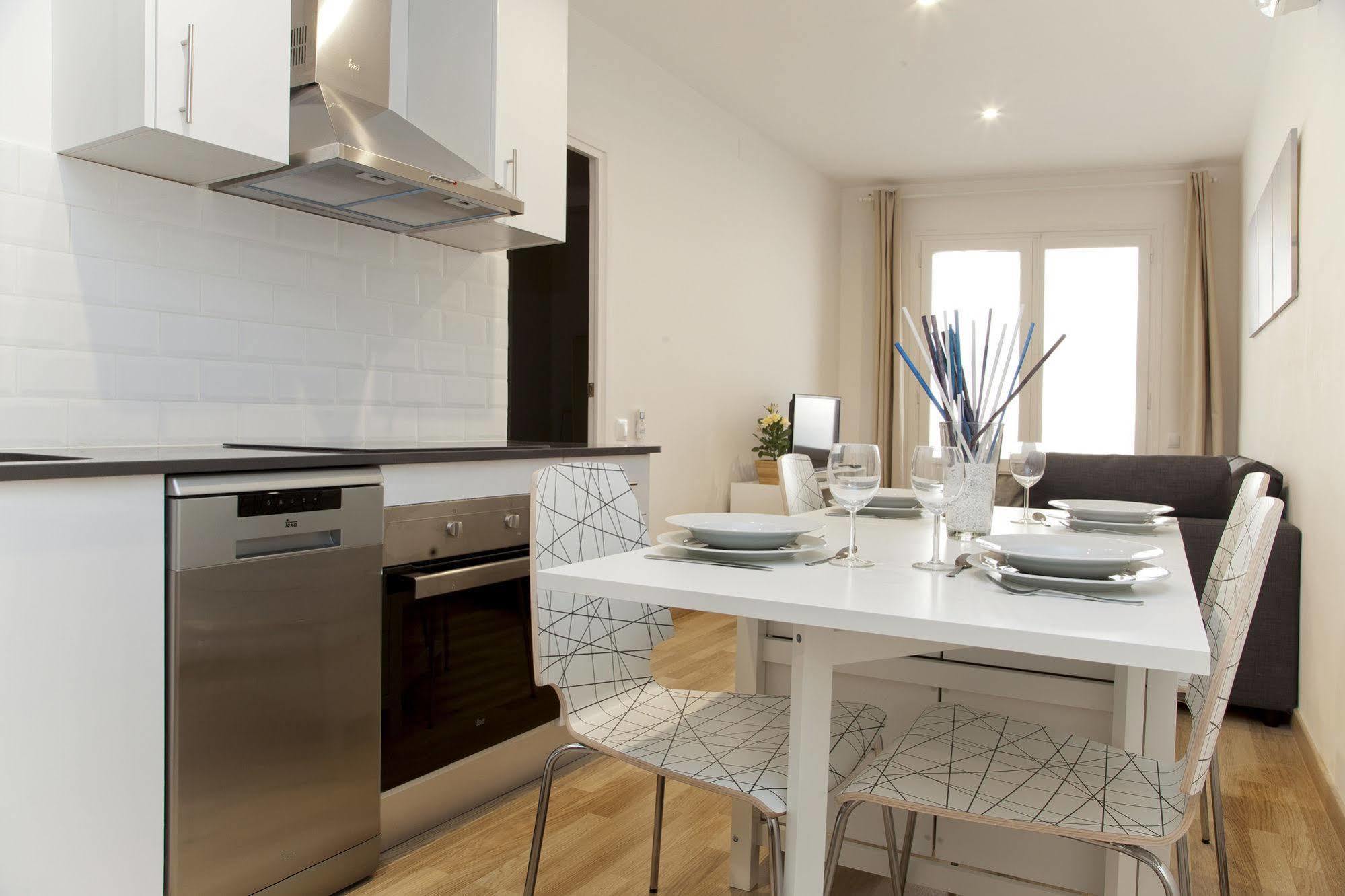 Flateli Roger 1 * Barcelona