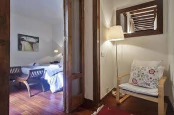 Habitat Ferran Apartment Barcelona