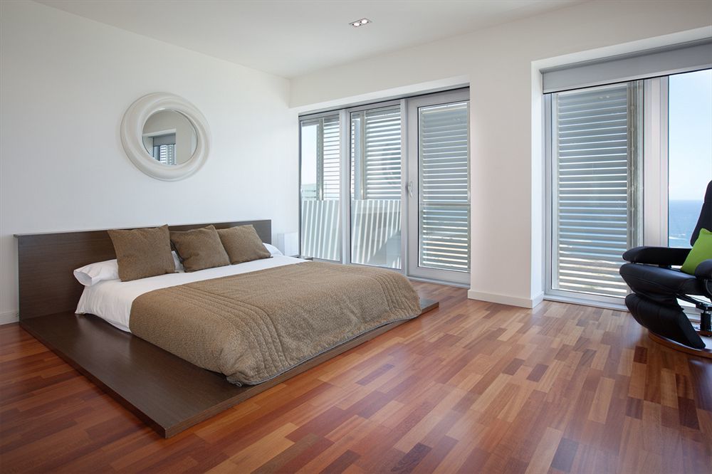 Rent Beach-diagonal Mar Apartment