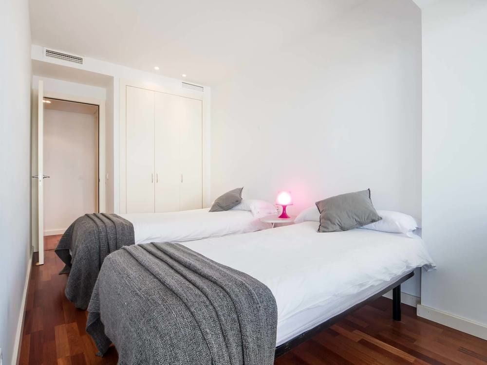 Rent Beach-diagonal Mar Apartment Barcelona