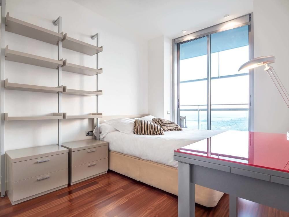 Rent Beach-diagonal Mar *
