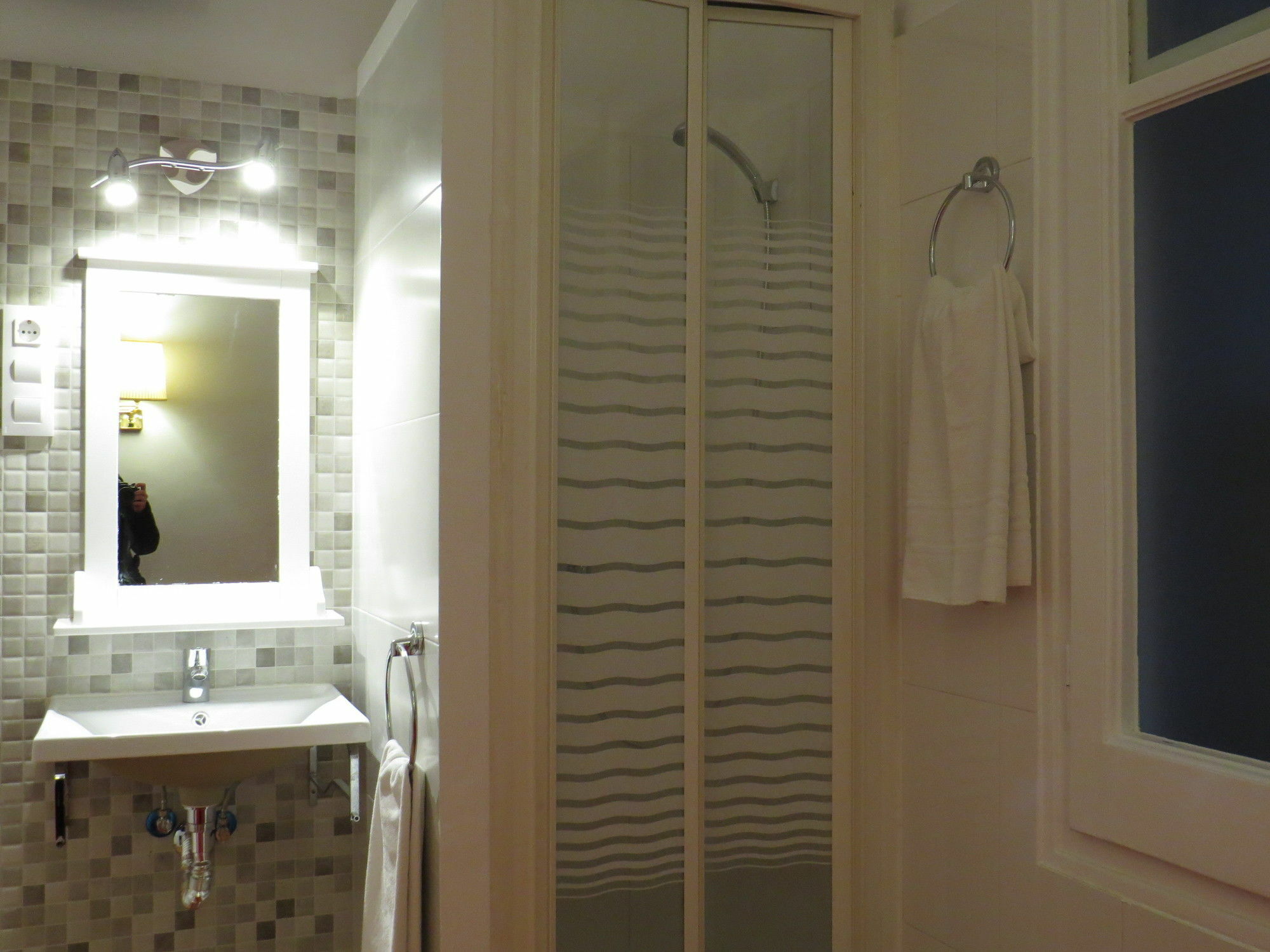 Barcelona City Rooms Guest house 2*
