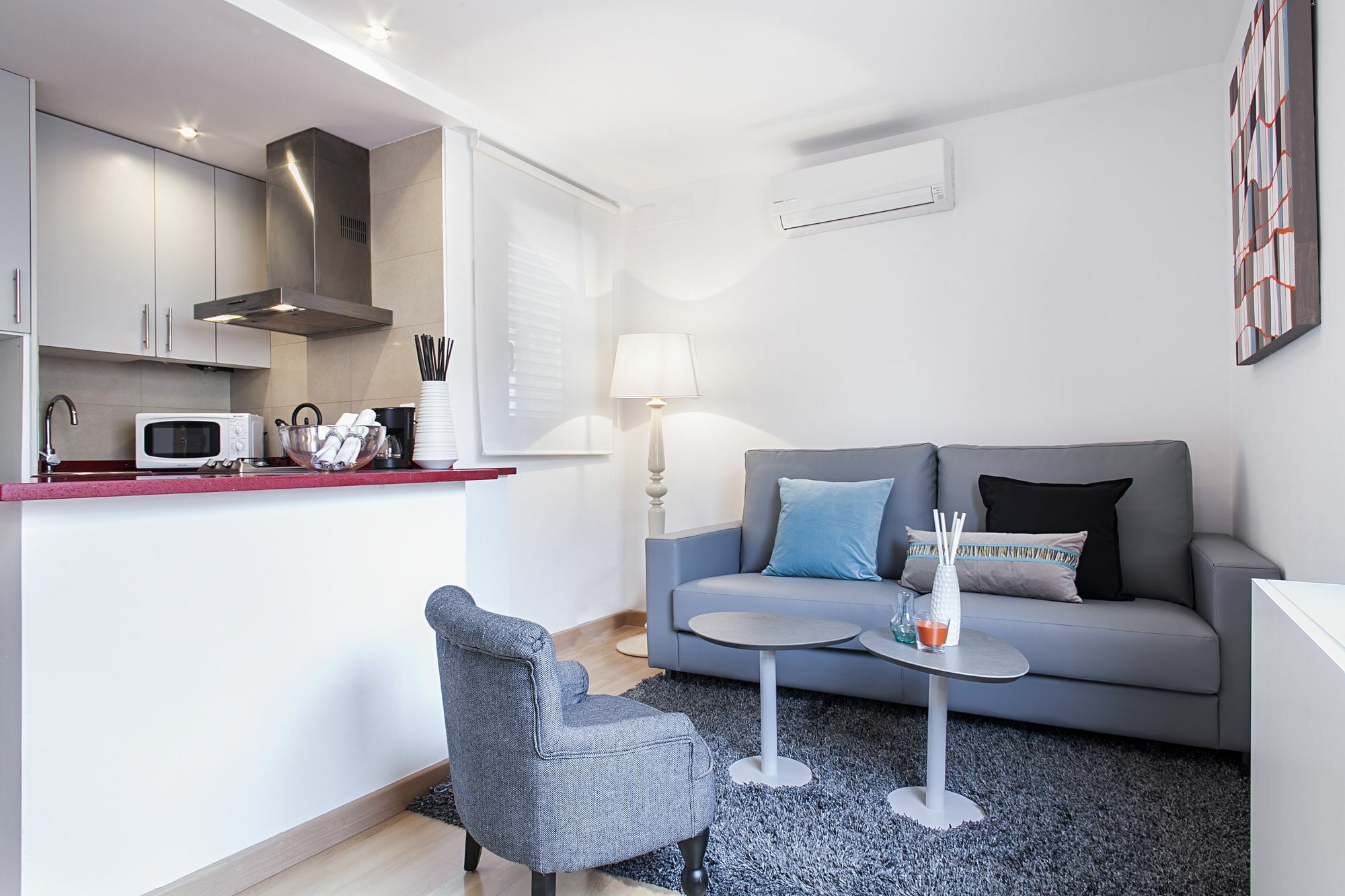 Rambla Attic Paris Apartamento *