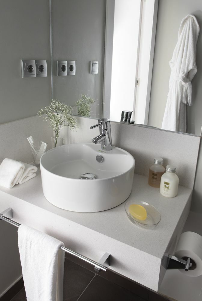 Apartamento Rambla 102 *