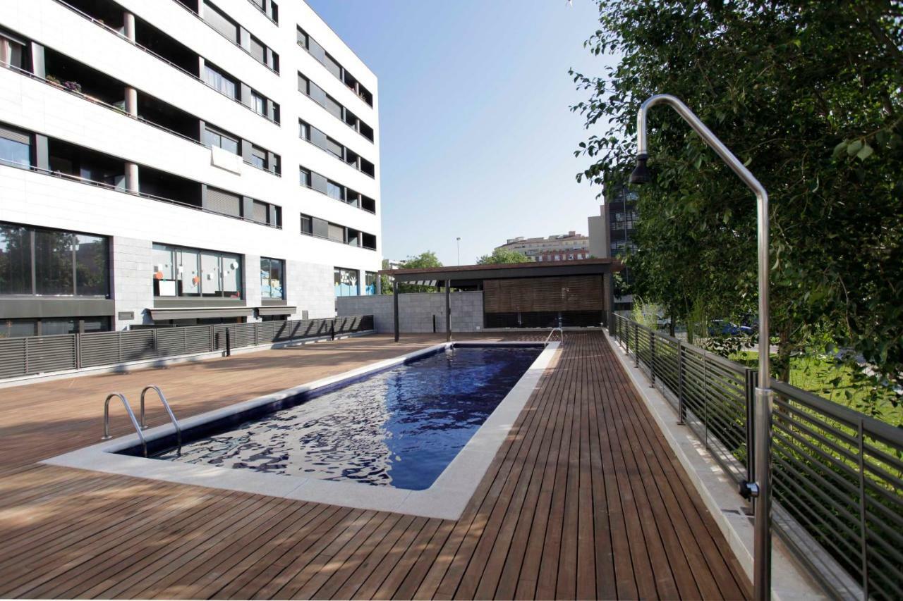 1216 - Forum Gardens Apartamento *